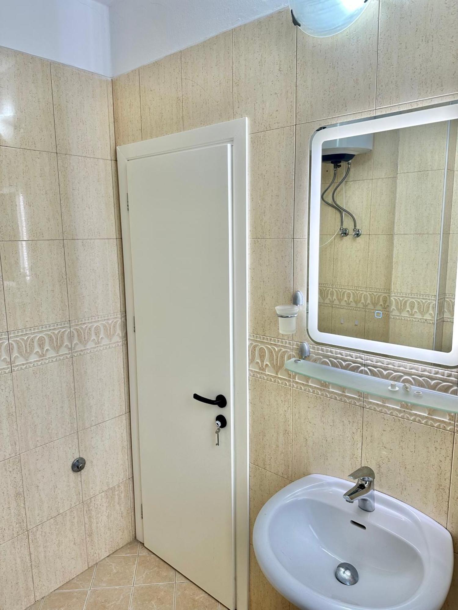 Beachfront Bliss Durres Exterior photo